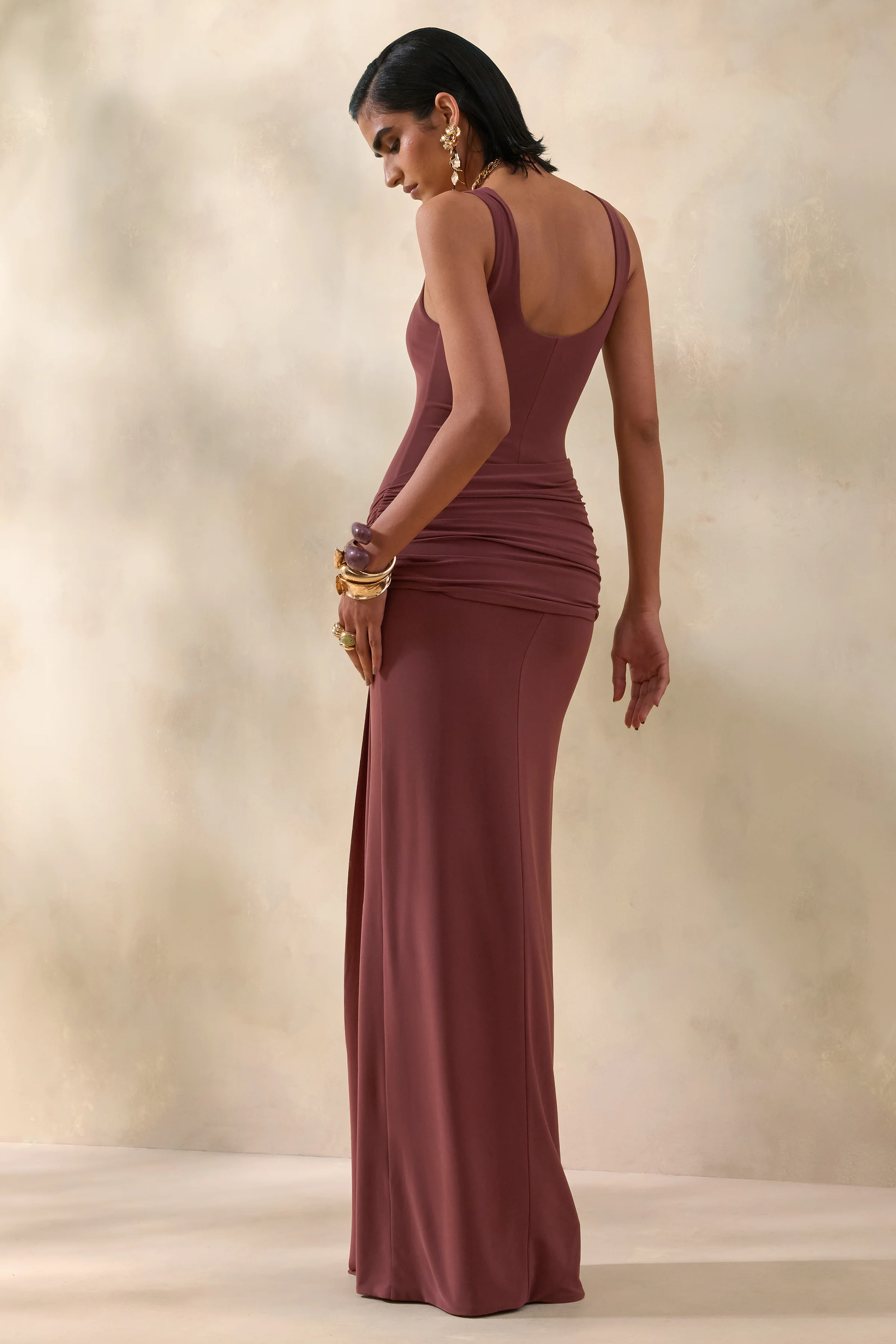 Lienna | Brown Scoop-Neck Maxi Dress With Gathered-Detail And Sash - Image 2