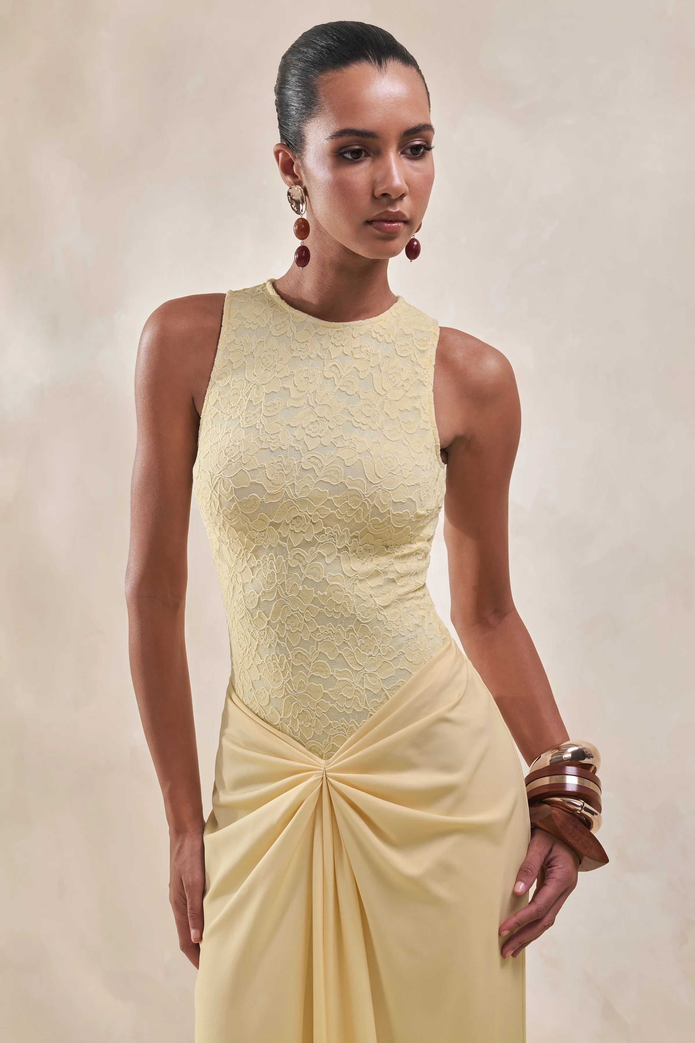 Serale | Lemon Lace Round-Neck Bodysuit